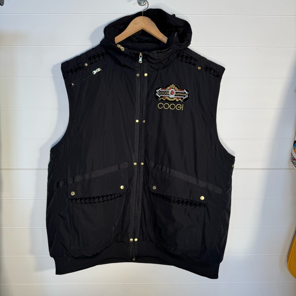 COOGI Men's Black Puffer Vest with Gold Details Zipper Hood XXXL